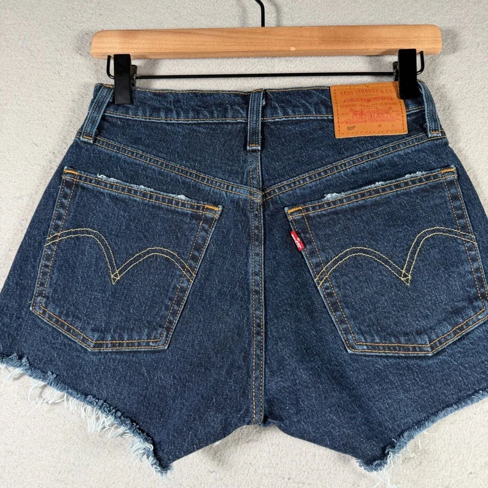 Levis 501 Original‎ High Rise Denim Shorts Dark Indigo Raw Hem W24 56327-0236